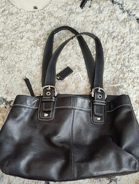 Large Black Leather Coach Pleated Over The Shoulder Bag